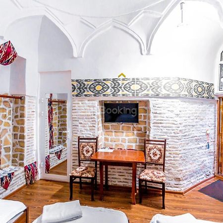 Hôtel Okhun Madrasah15Th-16Th Century à Boukhara Extérieur photo